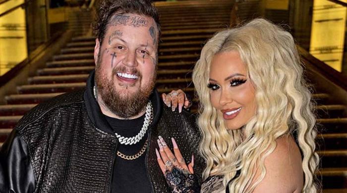 Jelly Roll's wife Bunnie Xo talks about his huge weight loss