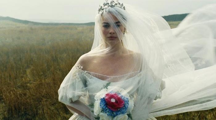 Margot Robbie gushes over 'Wuthering Heights' director: 'I'd follow her anywhere'   