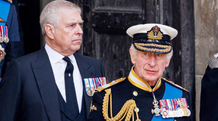King Charles in hot water after Andrew arrest: ‘Step down!’