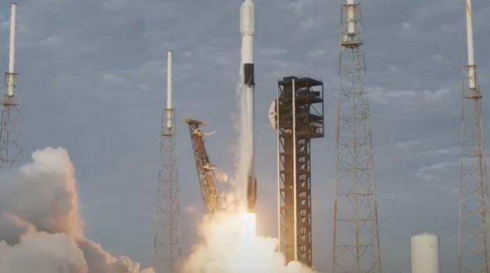 SpaceX launches another batch of satellites from Cape Canaveral during late-night mission on Saturday