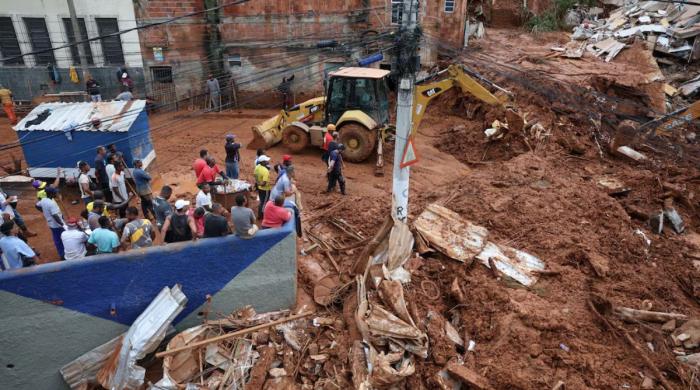 Death toll climbs to 54 as floods wreck South-eastern Brazil