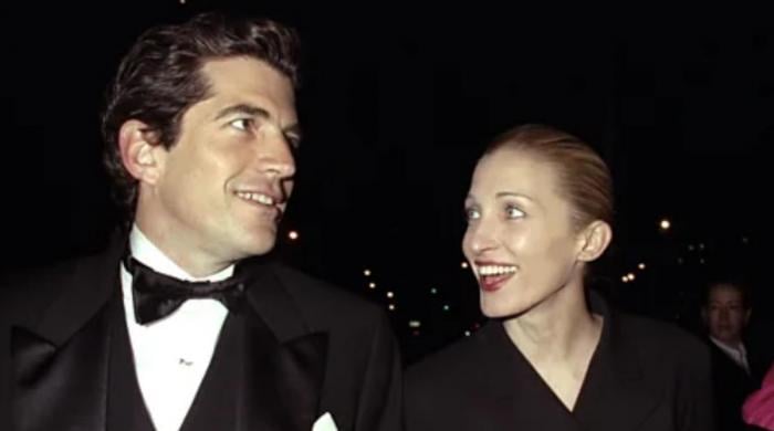 John F. Kennedy Jr. wife Carolyn Bessette's last minute bridal crisis revealed