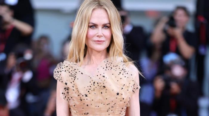 Nicole Kidman suffers from an alarming condition as she experiences emotional fallout amid the marriage failure