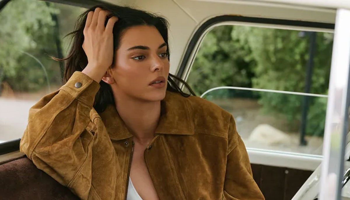 thenews.com.pk - Nimrah Saleem - Kendall Jenner drops before-and-after comparison after bathroom renovation