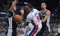 Ausar Thompson Exits Pistons Vs Spurs Game Early After Suffering Right Ankle Sprain