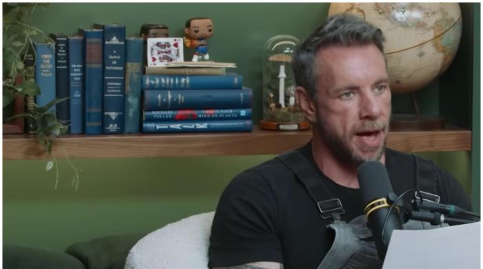 Dax Shepard breaks down the ‘hardest chapter’ he’s had to write for his memoir: ‘I had this shame’