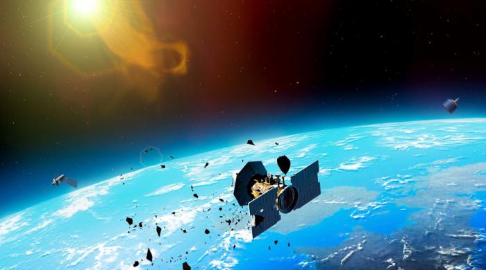 Massive 600-kg NASA satellite to hit Earth Today: Could humans be at risk?