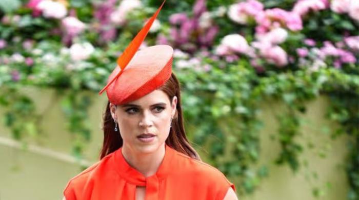 Princess Eugenie 'finally did the right thing' amid Andrew crisis