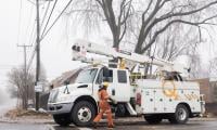 Hydro Quebec power outage affects thousands as freezing rain hits Montreal, other areas