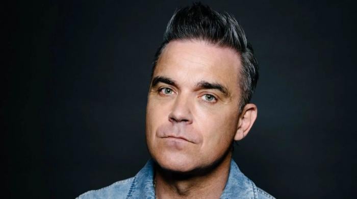 Robbie Williams fires his manager of 14 years for unexpected reason 