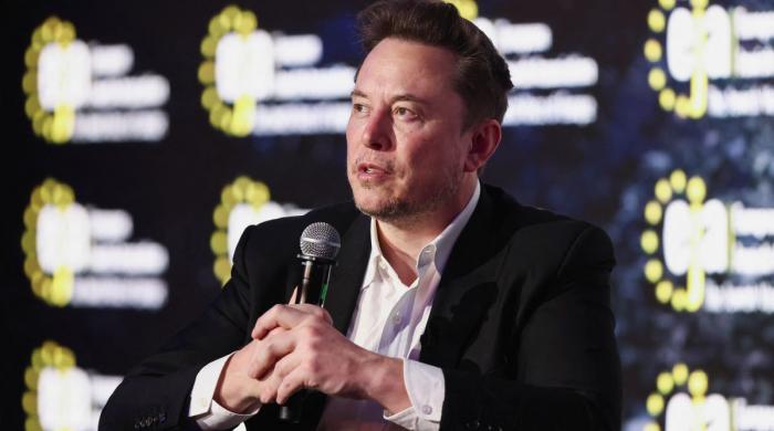 Elon Musk announces xAI rebuild, contacts top talent