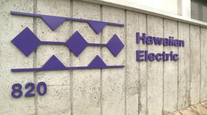 Power outage on Oahu leaves more than 121,000 as Kona low storm hits Hawaii