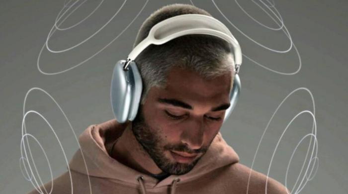 Apple rolls out new AirPods Max headphones with advanced features, including 'Live transmission'