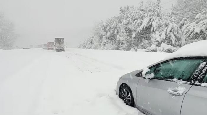 Heavy snow forecast for northern Ontario as snow squalls bring strong winds and poor visibility