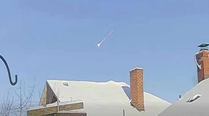 Meteor streak over Pittsburgh grabs attention  