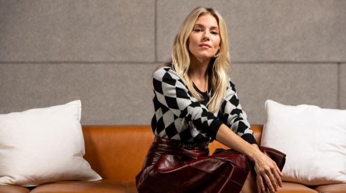 Sienna Miller reveals how she deals with criticism after her pregnancy in 40s 