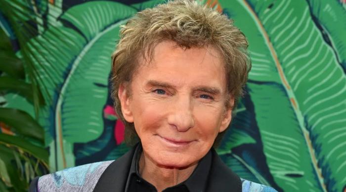 Barry Manilow gets candid about emotional impact of health scare