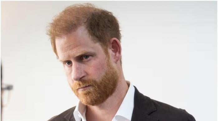 Prince Harry’s gets labeled a ‘hypocrite’ & here’s what Tom Bower say's about suffocating self-importance