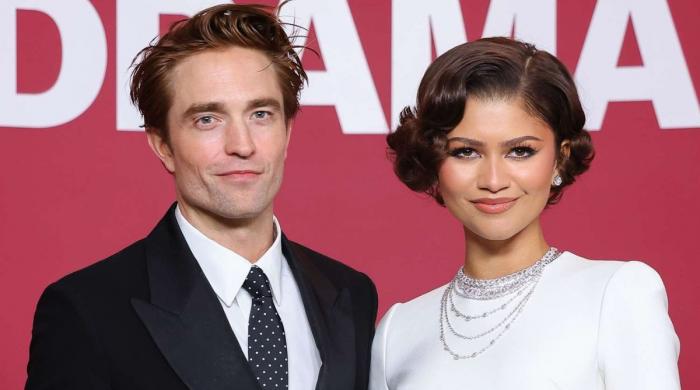 Zendaya roasts 'Twilight' star Robert Pattinson: 'That's crazy, need to get the whole thing'