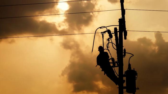 SDGE power outage impacts tens of thousands in North County as crews restore electricity