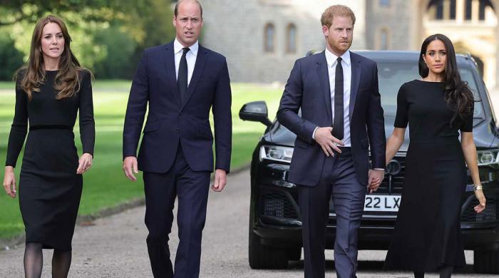 Meghan Markle, Prince Harry leave Kate Middleton, William 'furious' yet again