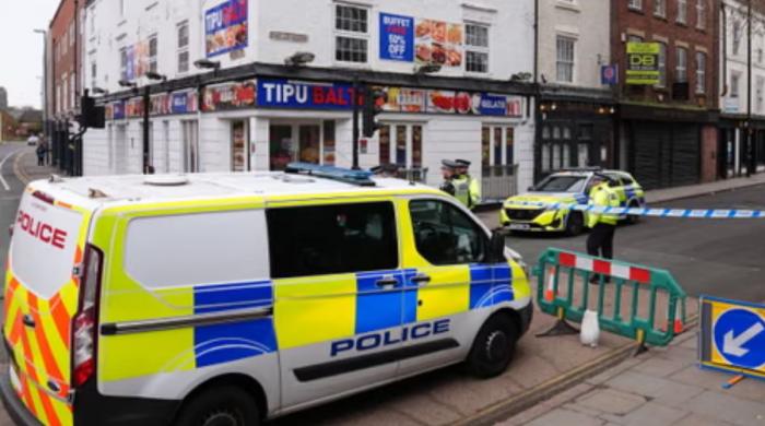 Attempted murder suspect held following vehicle incident in Derby