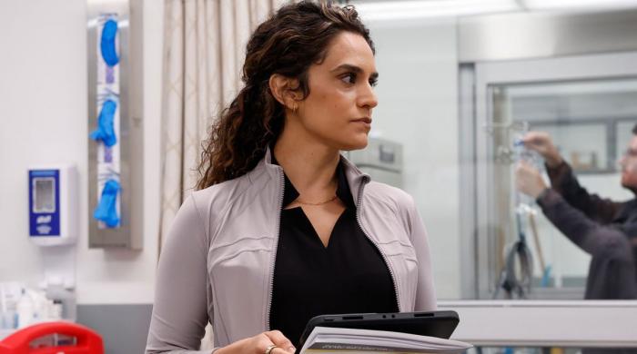 'The Pitt' star Sepideh Moafi recounts agent's advice about her name, talks about her early career decisions