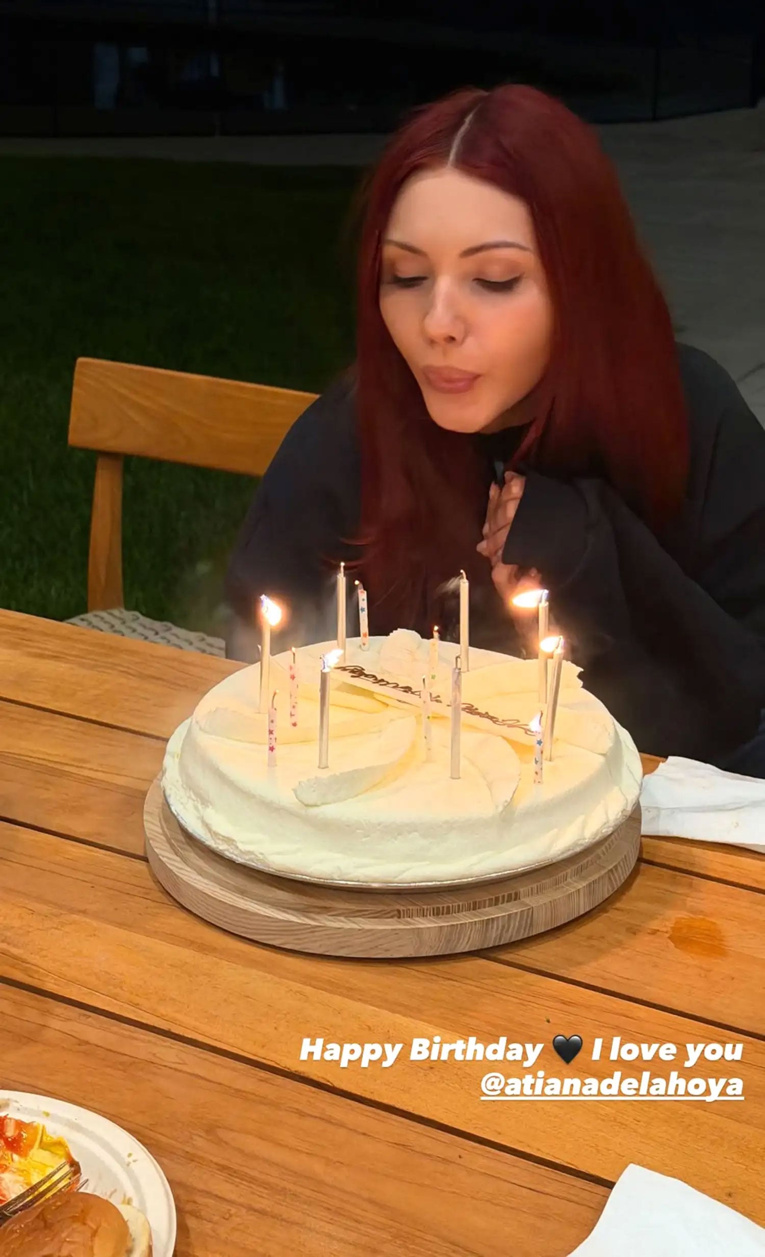 کورٹنی کارڈیشین نے سابق شوہروں کے انتباہ کے باوجود سوتیلی بیٹی کے ساتھ سنگ میل عبور کیا۔