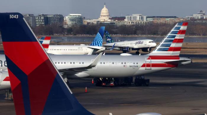 Oil surge tests US airlines, opens door for industry shakeout