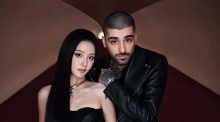 Zayn Malik reveals why he collaborated with Blackpink's Jisoo for 'eyes closed'