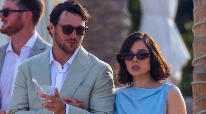 Hailee Steinfeld, Josh Allen embrace parenthood