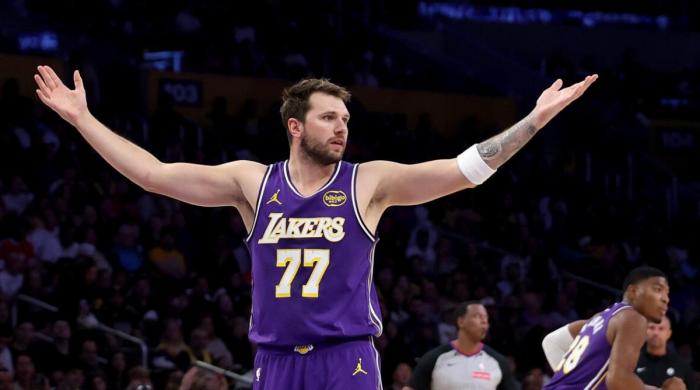 OKC thrash Lakers as Luka Doncic exits with hamstring issue ahead of MRI scan