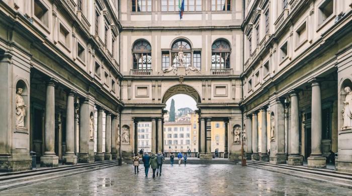 Uffizi galleries hit by cyberattack, valuables moved to bank
