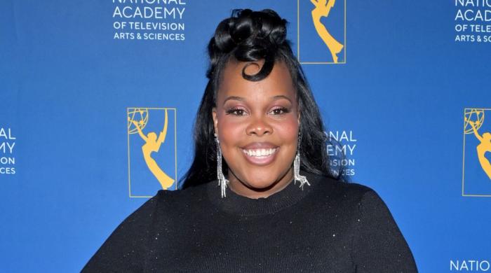 'Glee' star Amber Riley exposes dark side of Broadway: 'It's not healthy'