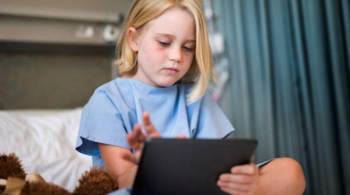 Teens are highly vulnerable to social media, experts warn