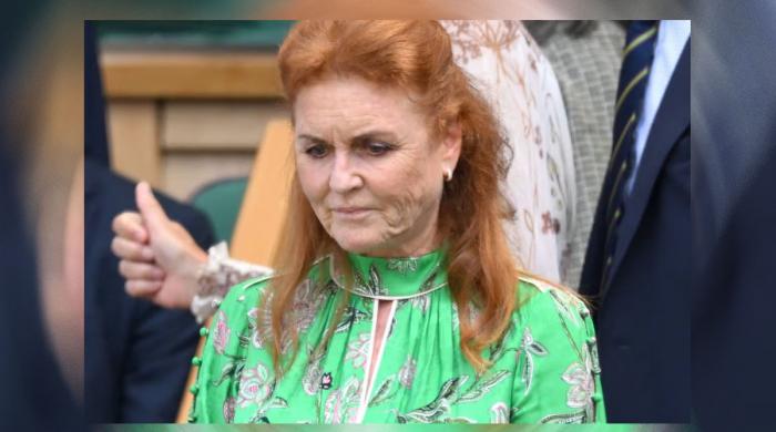 Sarah Ferguson’s letting herself go: Inside her couch surfing & lack of touch ups