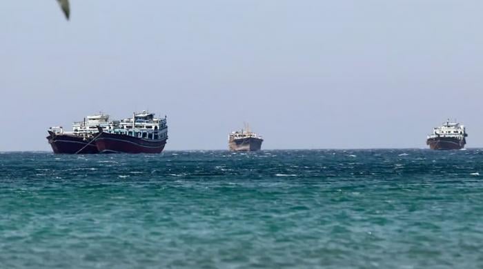 Trump says US to ease Strait of Hormuz traffic crisis