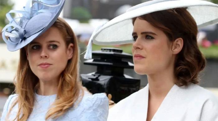Royal author makes bombshell claims against Beatrice, Eugenie: 'Not innocent'
