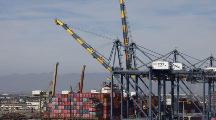 US trade court reviews legality of Trump’s 10% global tariff 