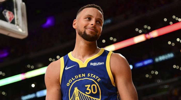 Stephen Curry's ankle injury sparks concerns ahead of LA Clippers game
