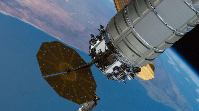 SpaceX: Falcon 9 boosts record-setting ‘Cygnus XL’ cargo spacecraft toward the ISS