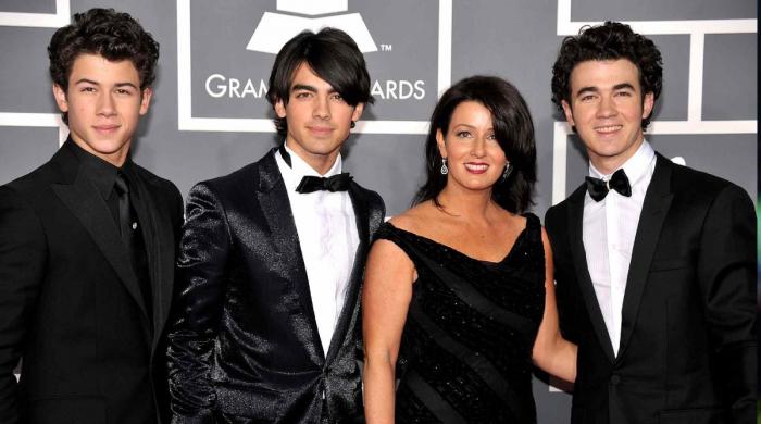 Jonas Brothers’ mother, Denise, opens up about serious ‘health scare’