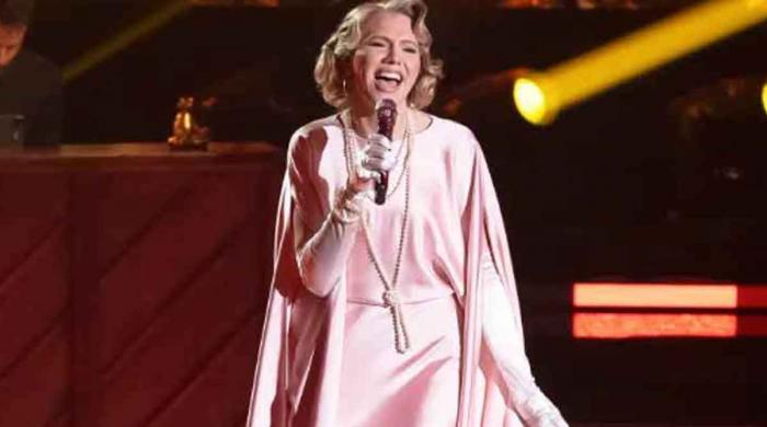 American Idol 2026 winner Hannah Harper leaves Carrie Underwood in tears