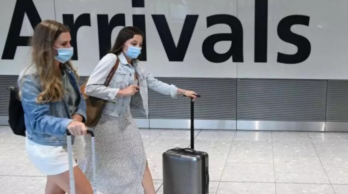 Canada says no financial help for travellers stranded abroad amid global tensions