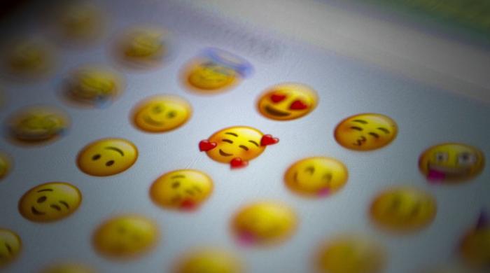Google redesigns 4,000 emojis with 3D look for Android 17