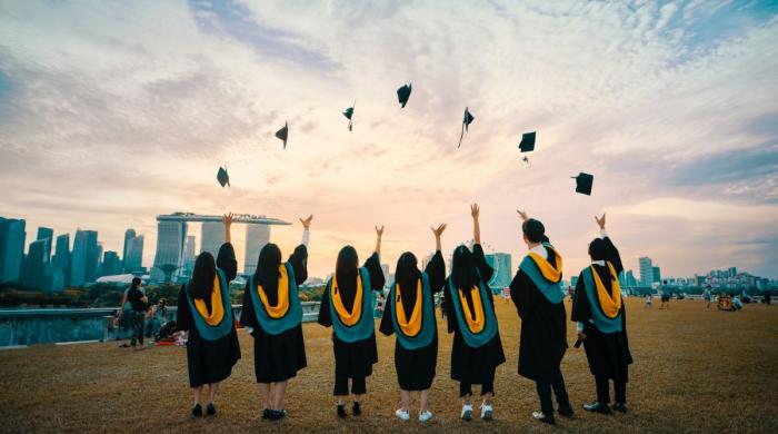 College grads still have lowest unemployment rate, data shows