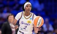 Rickea Jackson ruled out after painful knee injury in Sky-Lynx game