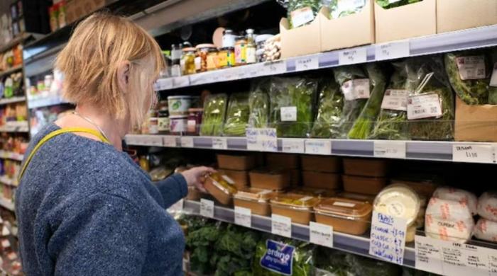 UK finance ministry presses supermarkets to cap food prices amid inflation fears