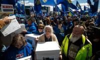 Alberta MLAs approve petition asking if province should remain in Canada
