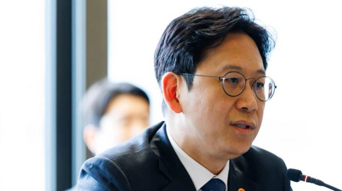 South Korea’s Bae Kyung-hoon calls for public share in ‘AI wealth’ amid Samsung labor dispute